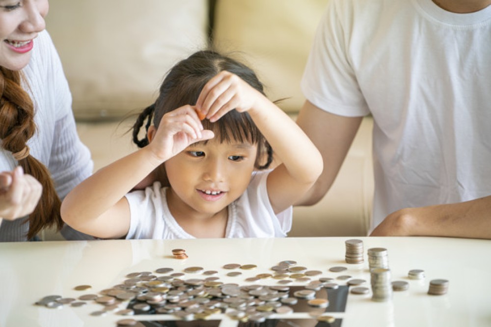Как научить детей правильно распоряжаться своими финансами