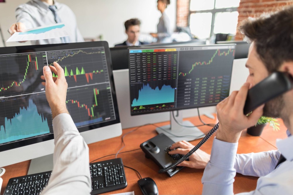 «Народное IPO»: как действуют псевдоброкеры «Народное IPO»: как действуют псевдоброкеры