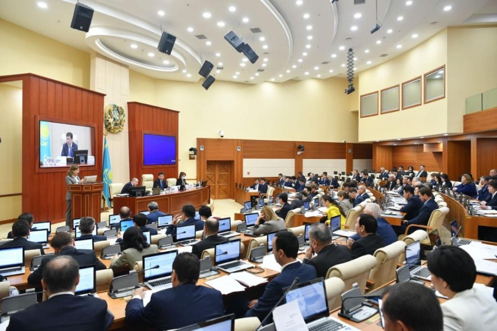 Мәжіліс стрестік активтер нарығын дамыту жөніндегі заң жобасын бірінші оқылымда мақұлдады 